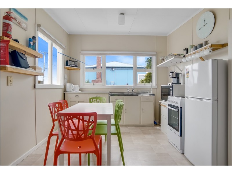 31 Spitfarm Road, Opossum Bay TAS 7023