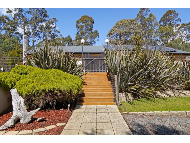 42 Manuka Road, Oyster Cove TAS 7150