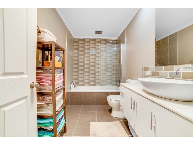 42 Manuka Road, Oyster Cove TAS 7150