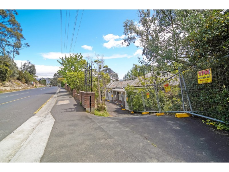 81 Beach Road, Kingston Beach TAS 7050