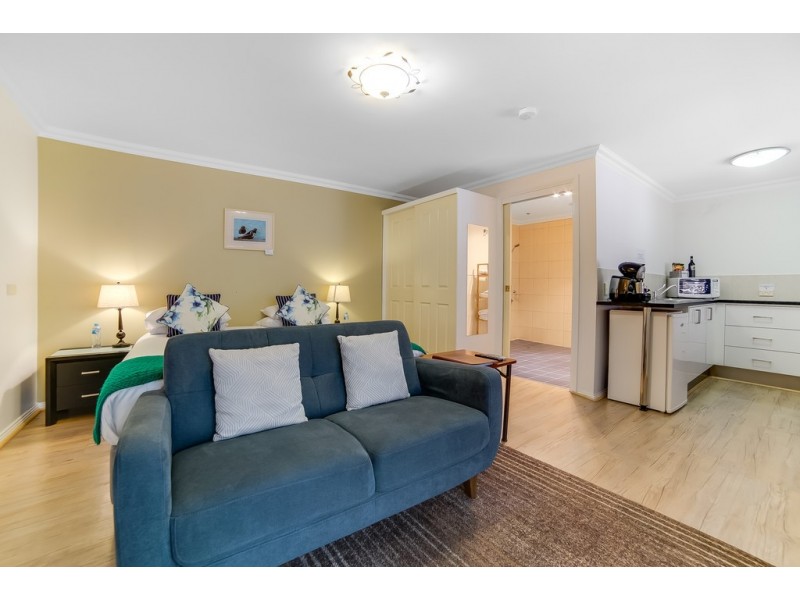 42 Manuka Road, Oyster Cove TAS 7150