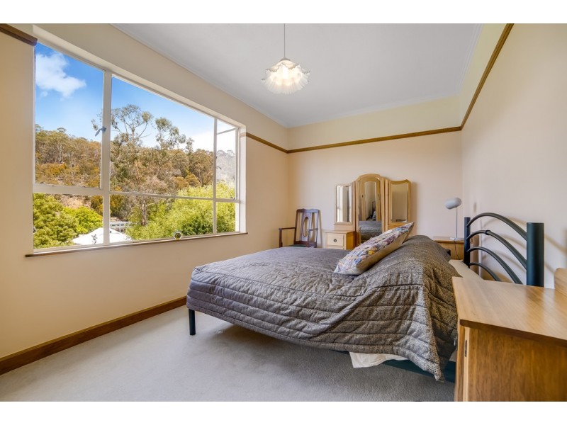 77 Poets Road, West Hobart TAS 7000