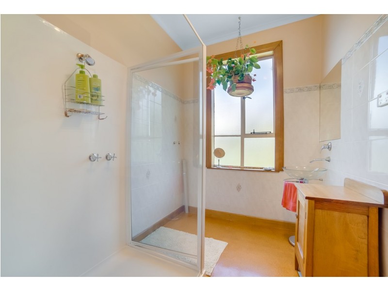 77 Poets Road, West Hobart TAS 7000