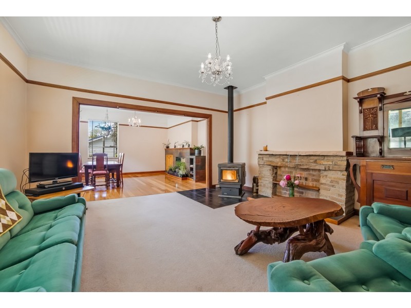 77 Poets Road, West Hobart TAS 7000