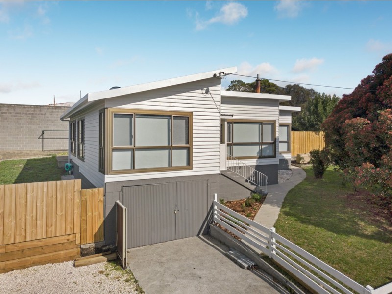 27 Lowestoft Avenue, Berriedale TAS 7011