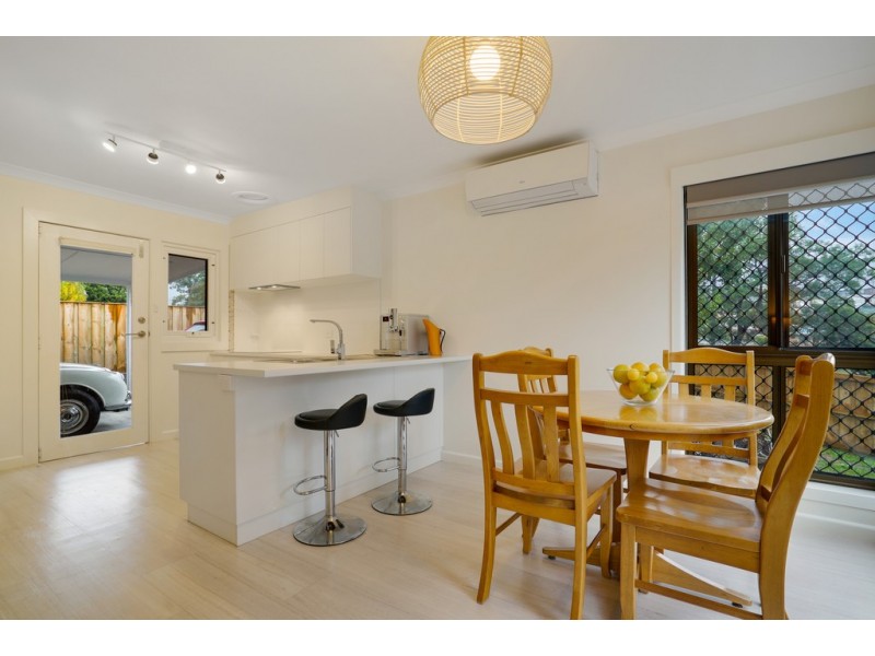 27 Lowestoft Avenue, Berriedale TAS 7011