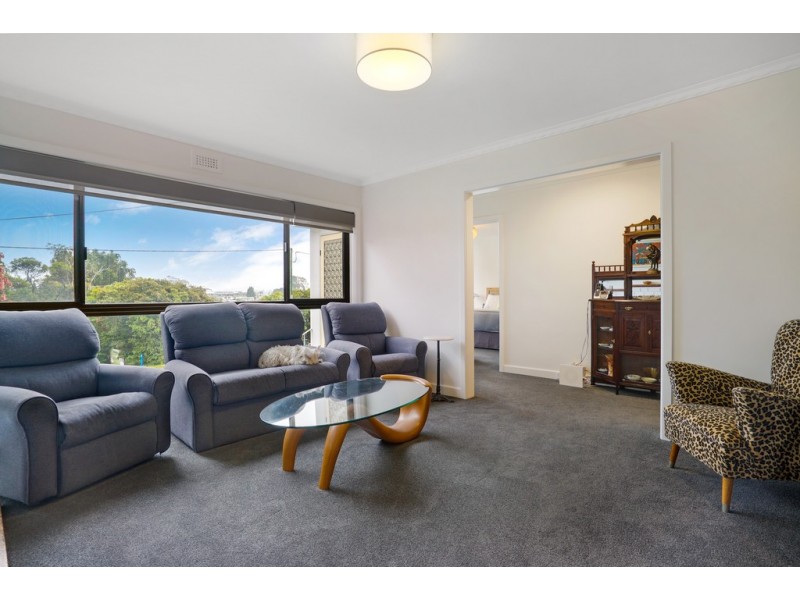 27 Lowestoft Avenue, Berriedale TAS 7011