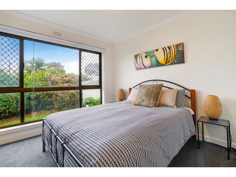 27 Lowestoft Avenue, Berriedale TAS 7011