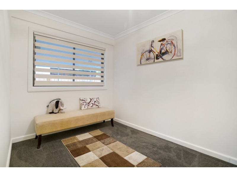 27 Lowestoft Avenue, Berriedale TAS 7011