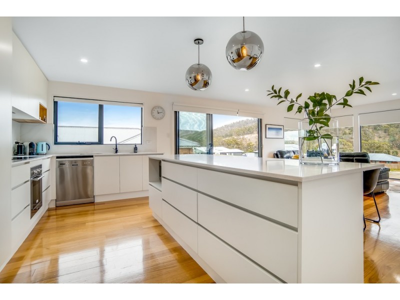 22 Camrise Drive, Cambridge TAS 7170