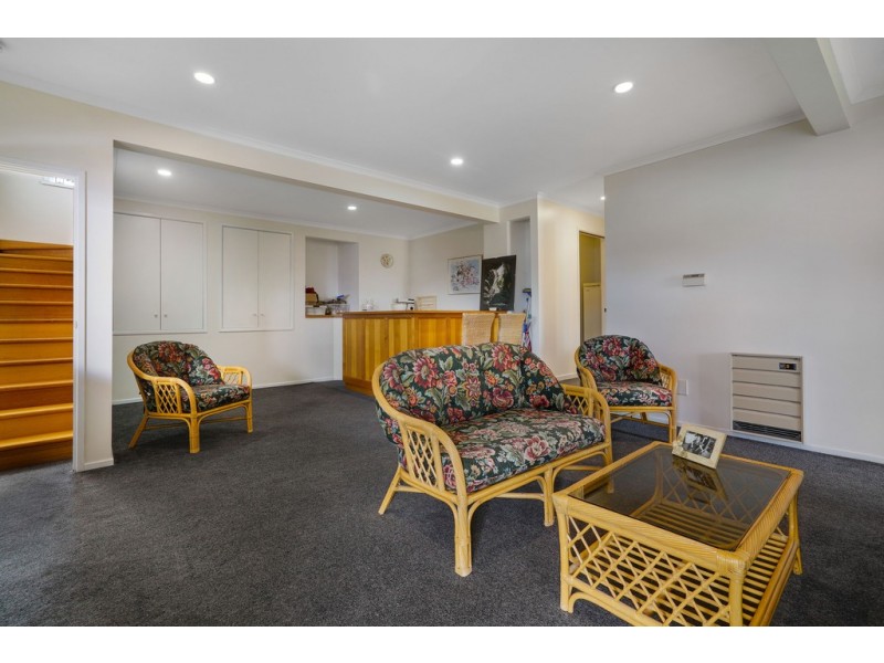 22 Calder Crescent, Blackmans Bay TAS 7052