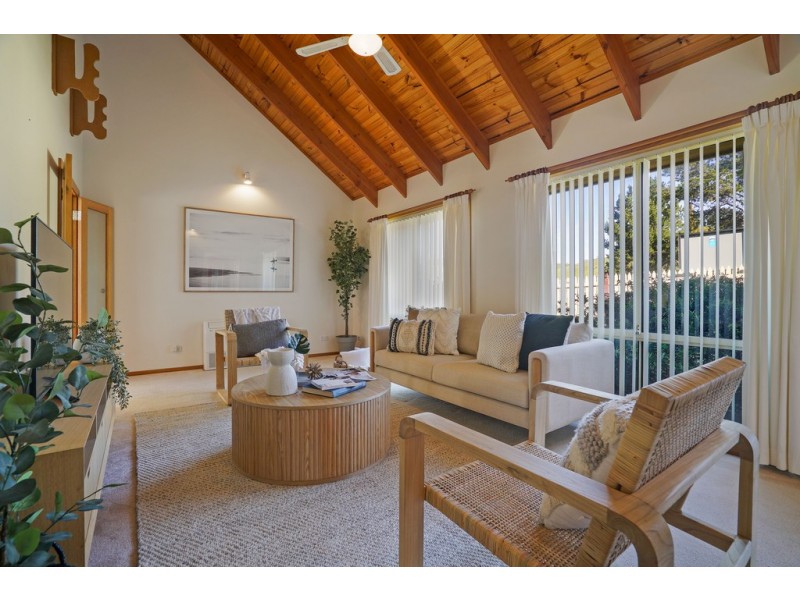 427 Clifton Beach Road, Clifton Beach TAS 7020
