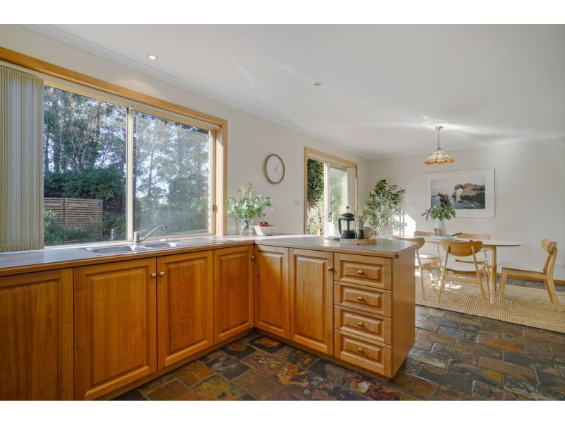 427 Clifton Beach Road, Clifton Beach TAS 7020