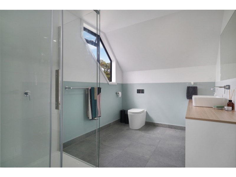 15 Penola Drive, Leslie Vale TAS 7054
