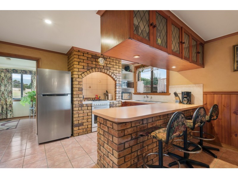 20116 Tasman Highway, Chain Of Lagoons TAS 7215