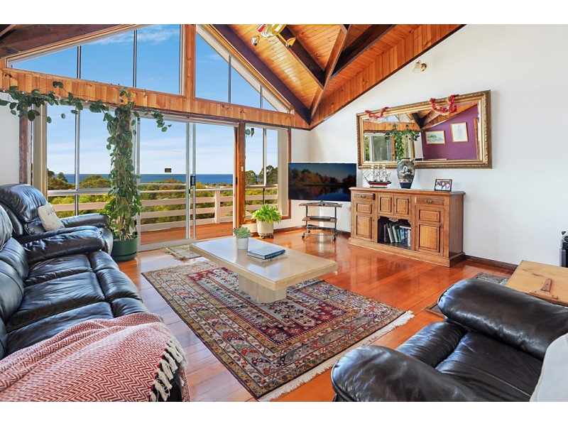 20 Harveys Farm Road, Bicheno TAS 7215