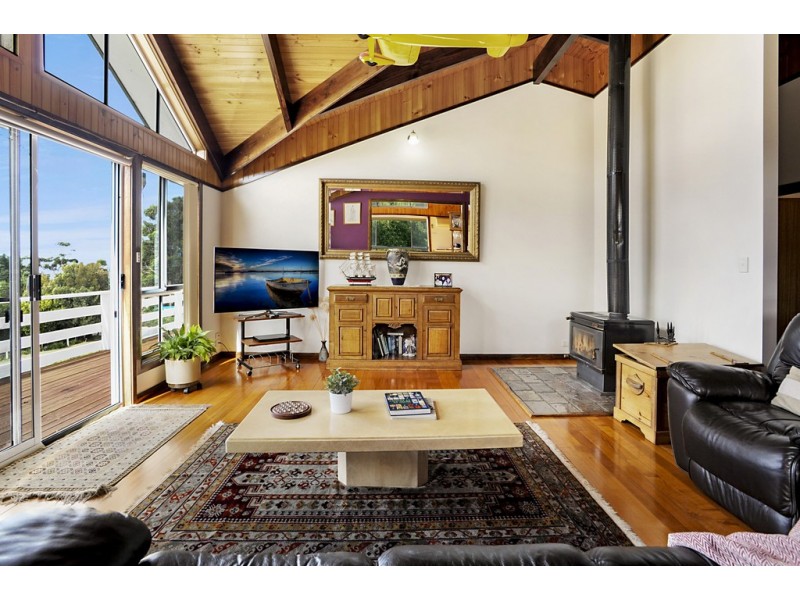20 Harveys Farm Road, Bicheno TAS 7215