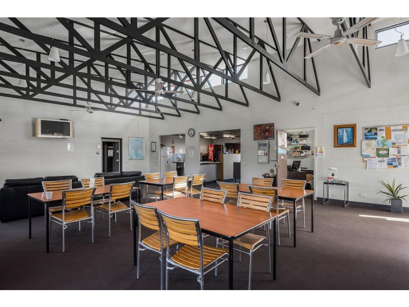 2/96 Tasman Highway, Swansea TAS 7190