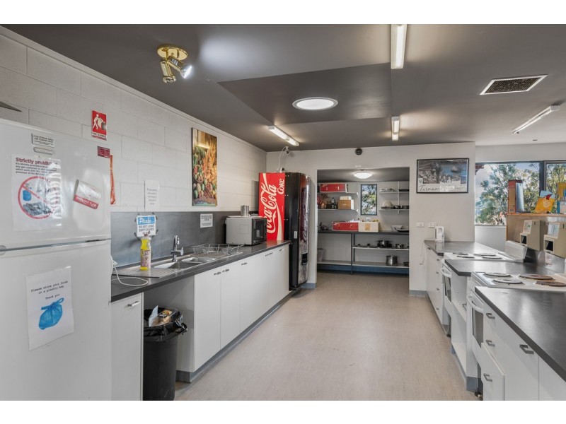 2/96 Tasman Highway, Swansea TAS 7190