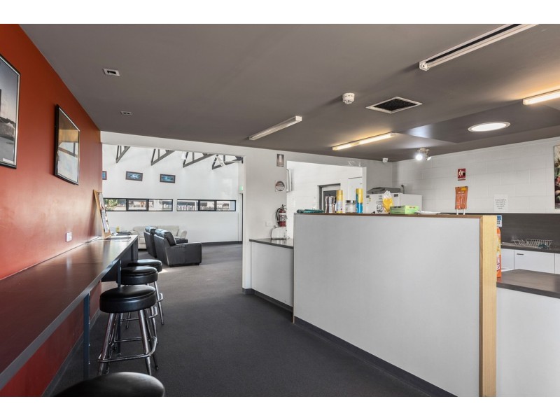 2/96 Tasman Highway, Swansea TAS 7190