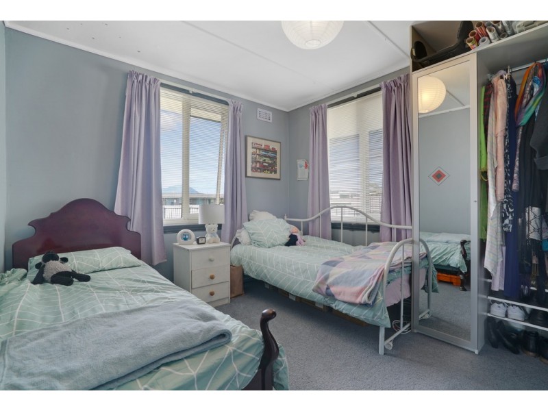 16 Adelphi Road, Claremont TAS 7011