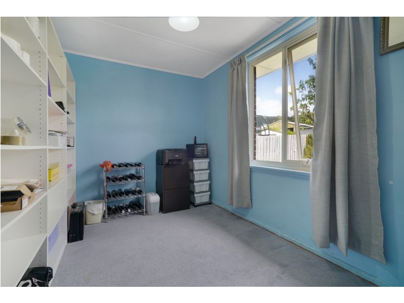 16 Adelphi Road, Claremont TAS 7011