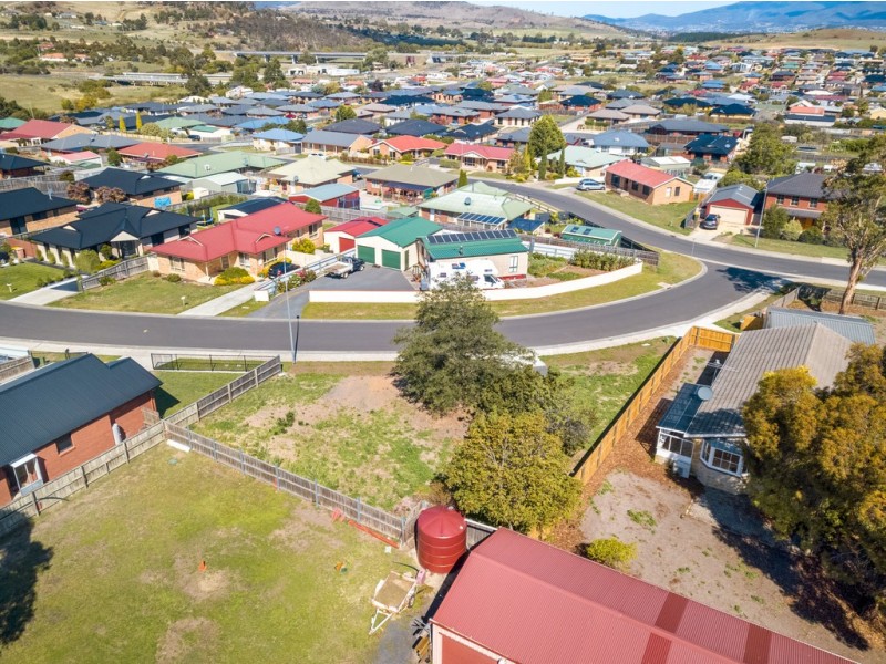 1a Lucas Place, Brighton TAS 7030