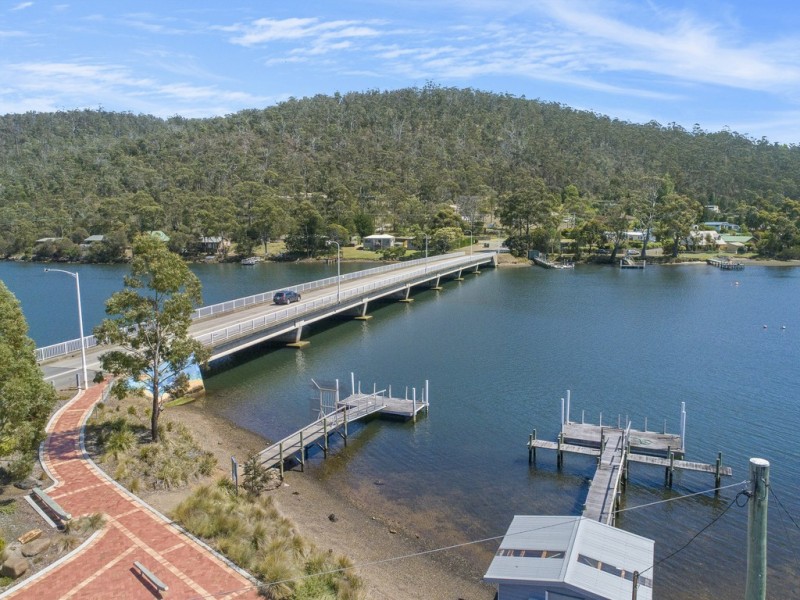 1 Charles Street, Orford TAS 7190