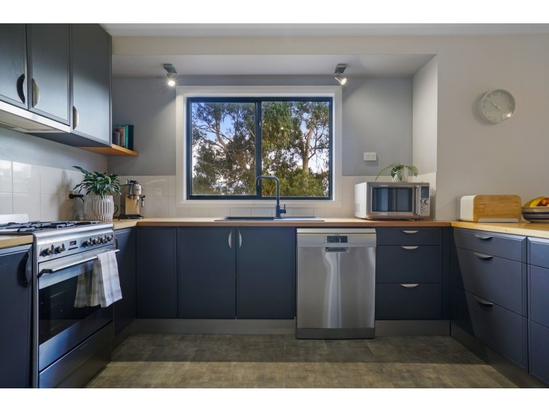 25 Takone Street, Geilston Bay TAS 7015