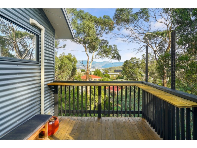 25 Takone Street, Geilston Bay TAS 7015