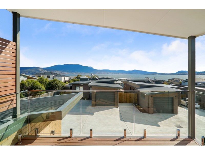 3-5/358 Carella Street, Tranmere TAS 7018