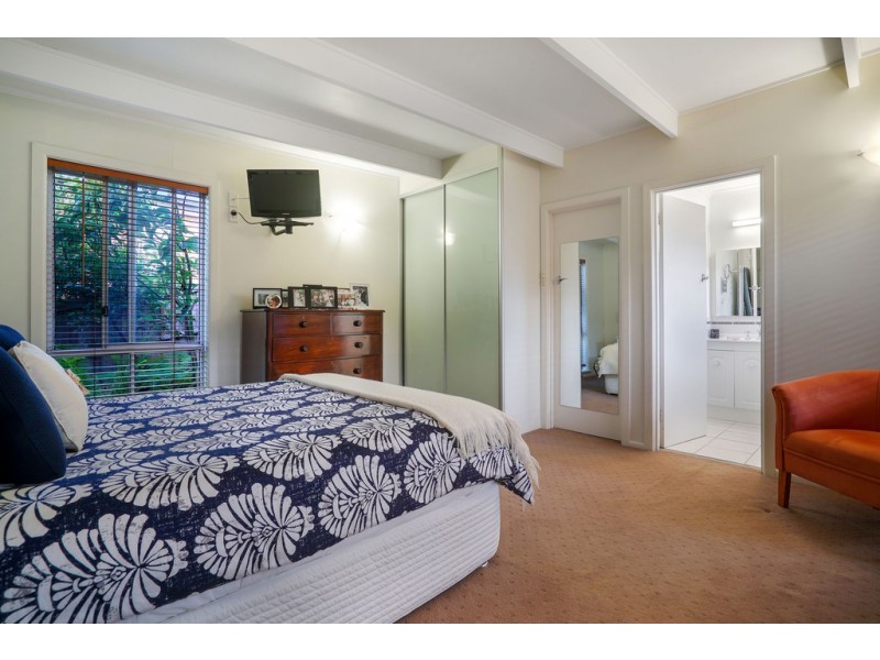 7 Swansea Court, Lindisfarne TAS 7015