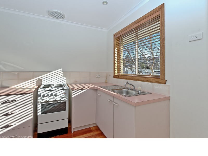 1/8 Alwyn Road, Lenah Valley TAS 7008