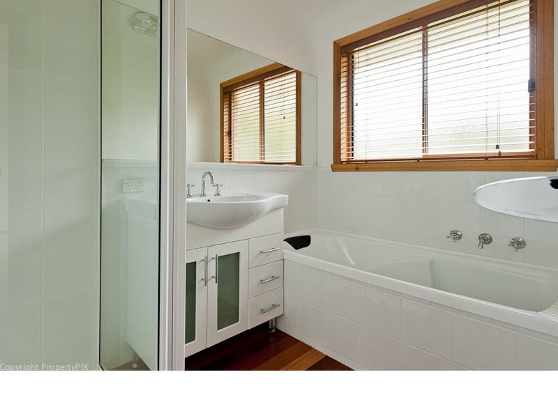 1/8 Alwyn Road, Lenah Valley TAS 7008