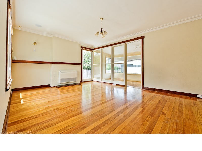 47 East Derwent Highway, Rose Bay TAS 7015