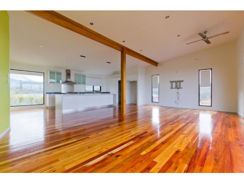 8 Tonic Hill Court, Kingston TAS 7050