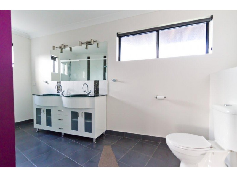 8 Tonic Hill Court, Kingston TAS 7050