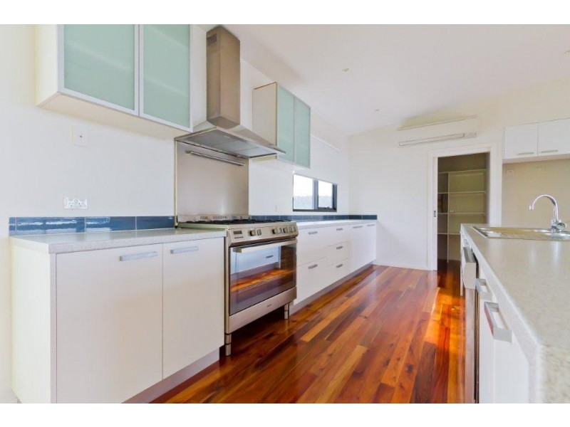 8 Tonic Hill Court, Kingston TAS 7050