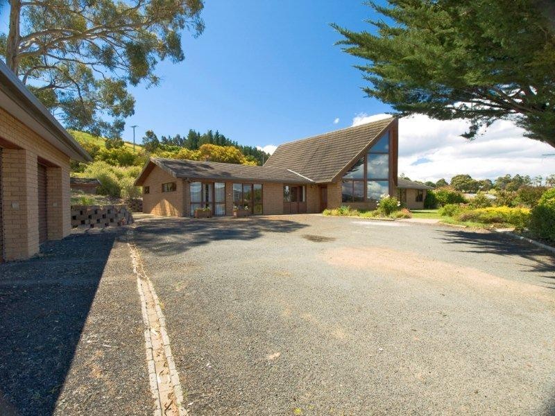 2 Howden Road, Howden TAS 7054