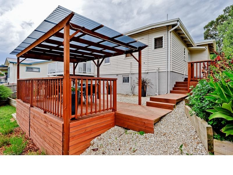 1/102 Gordons Hill Road, Lindisfarne TAS 7015