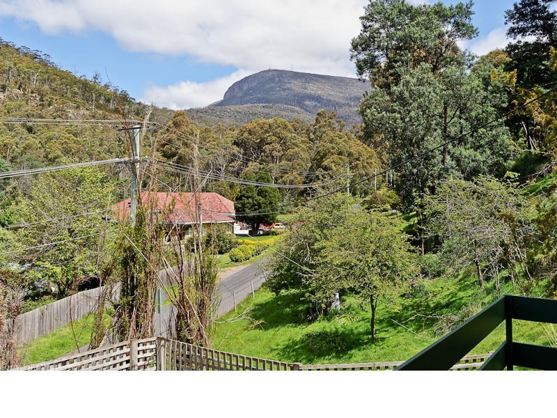 351 Lenah Valley Road, Lenah Valley TAS 7008