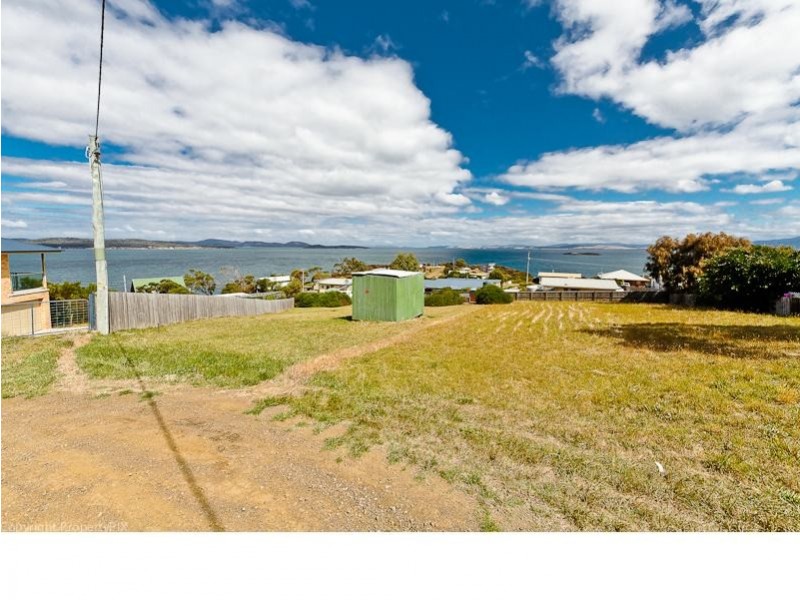 35 Robinia Street, Primrose Sands TAS 7173