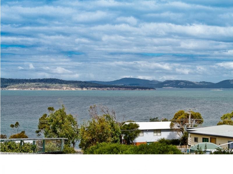 35 Robinia Street, Primrose Sands TAS 7173