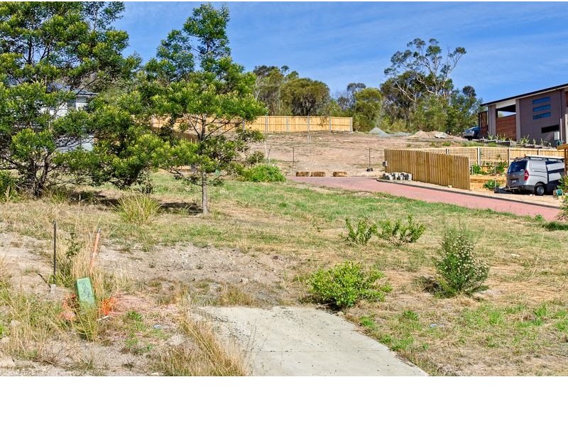 734 Oceana Drive, Tranmere TAS 7018