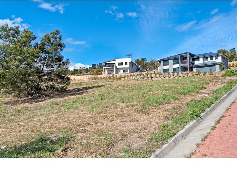 734 Oceana Drive, Tranmere TAS 7018