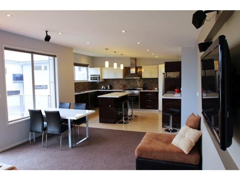 45 Spinnaker Crescent, Tranmere TAS 7018