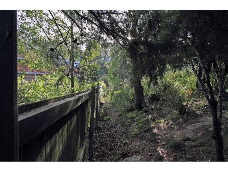 82 Begonia Street, Lindisfarne TAS 7015