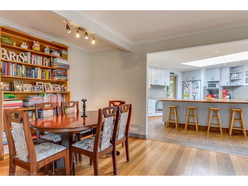 102 Burwood Drive, Blackmans Bay TAS 7052