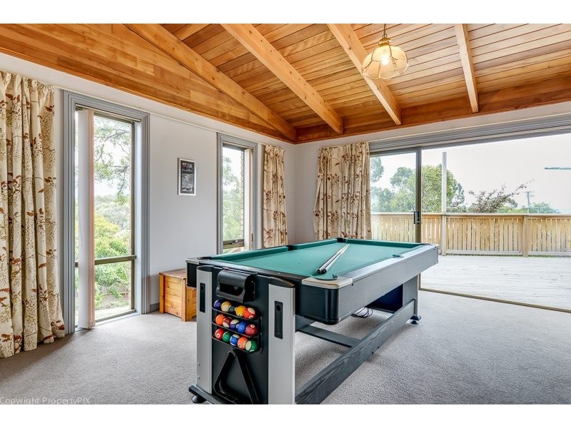 102 Burwood Drive, Blackmans Bay TAS 7052