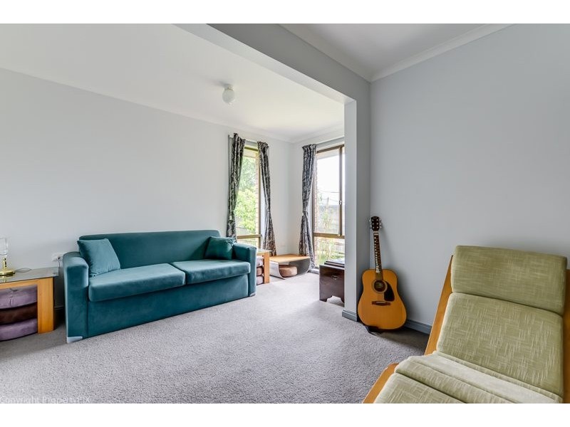 102 Burwood Drive, Blackmans Bay TAS 7052